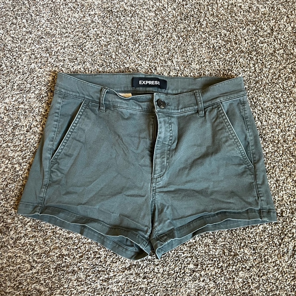 Express shorts